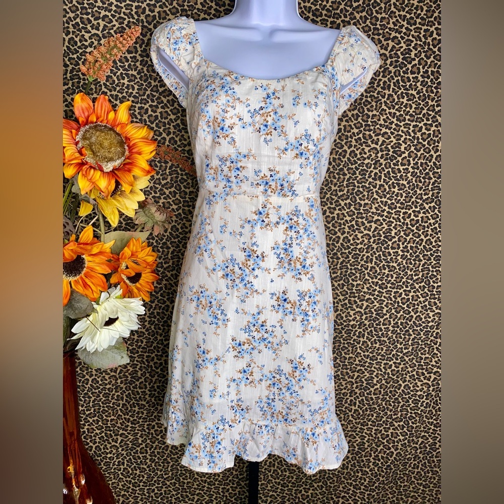 🦋B2G1🦋OLD NAVY Floral Cap Sleeve Fit & Flare Dress | MEDIUM